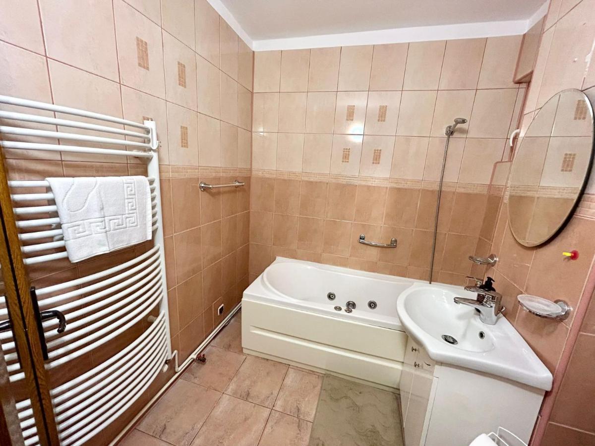Jad - Familiy 4 Rooms Apartment - Near Forest - Racadau บราชอฟ ภายนอก รูปภาพ